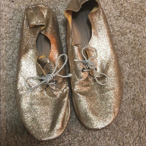Sparkly flats - Picture 1 of 3
